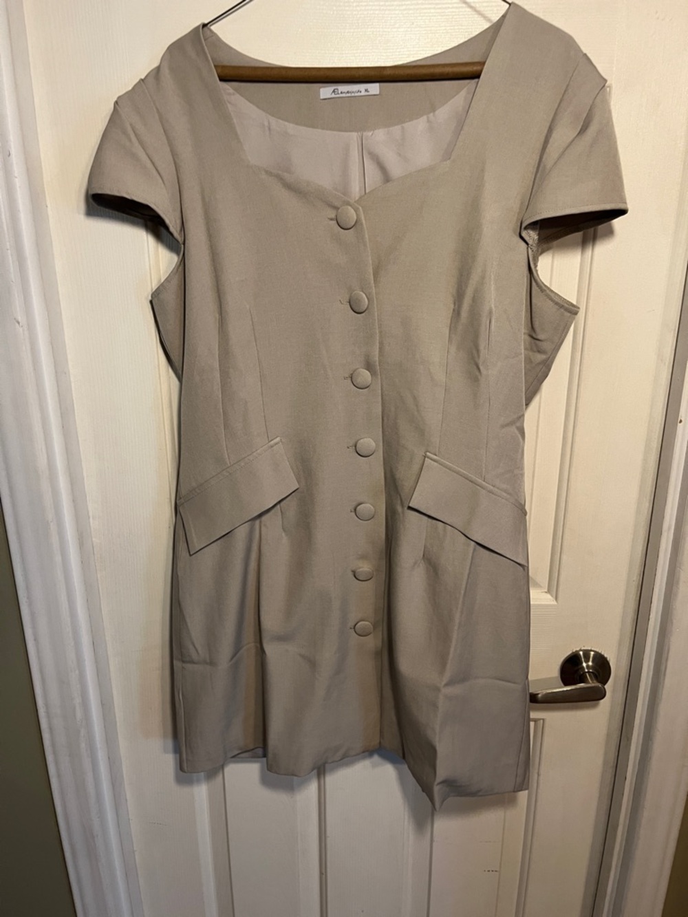 Classic Taupe Button-Front Women’s Dress  size XL